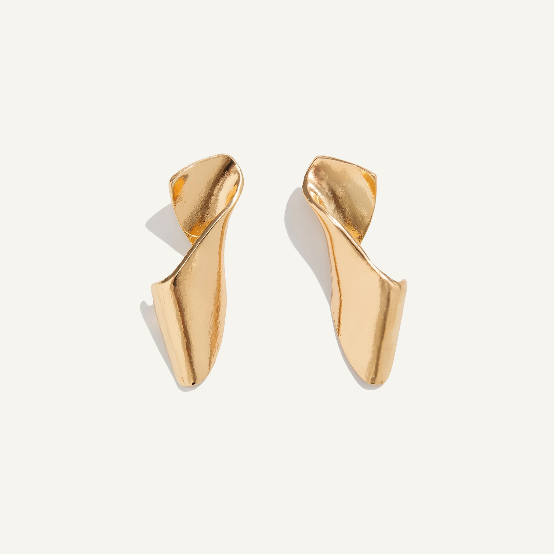 Vintage Irregular Geometric Metal Twisted Stud Earrings for Women Trend 2024 Gold Color Piercing Earring Jewelry Accessories New