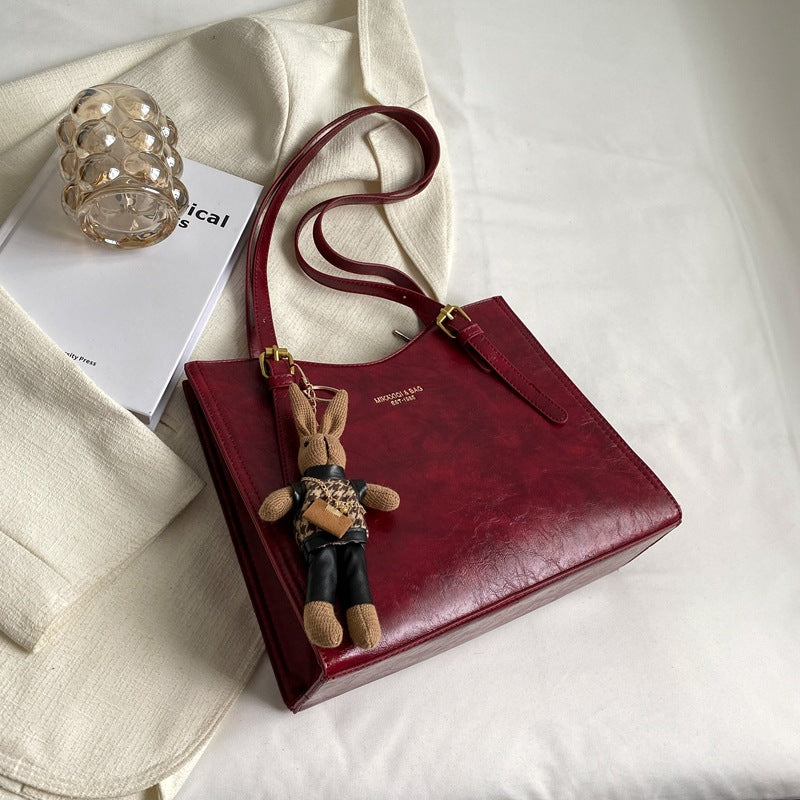 Retro Underarm Bag w/ Pendant