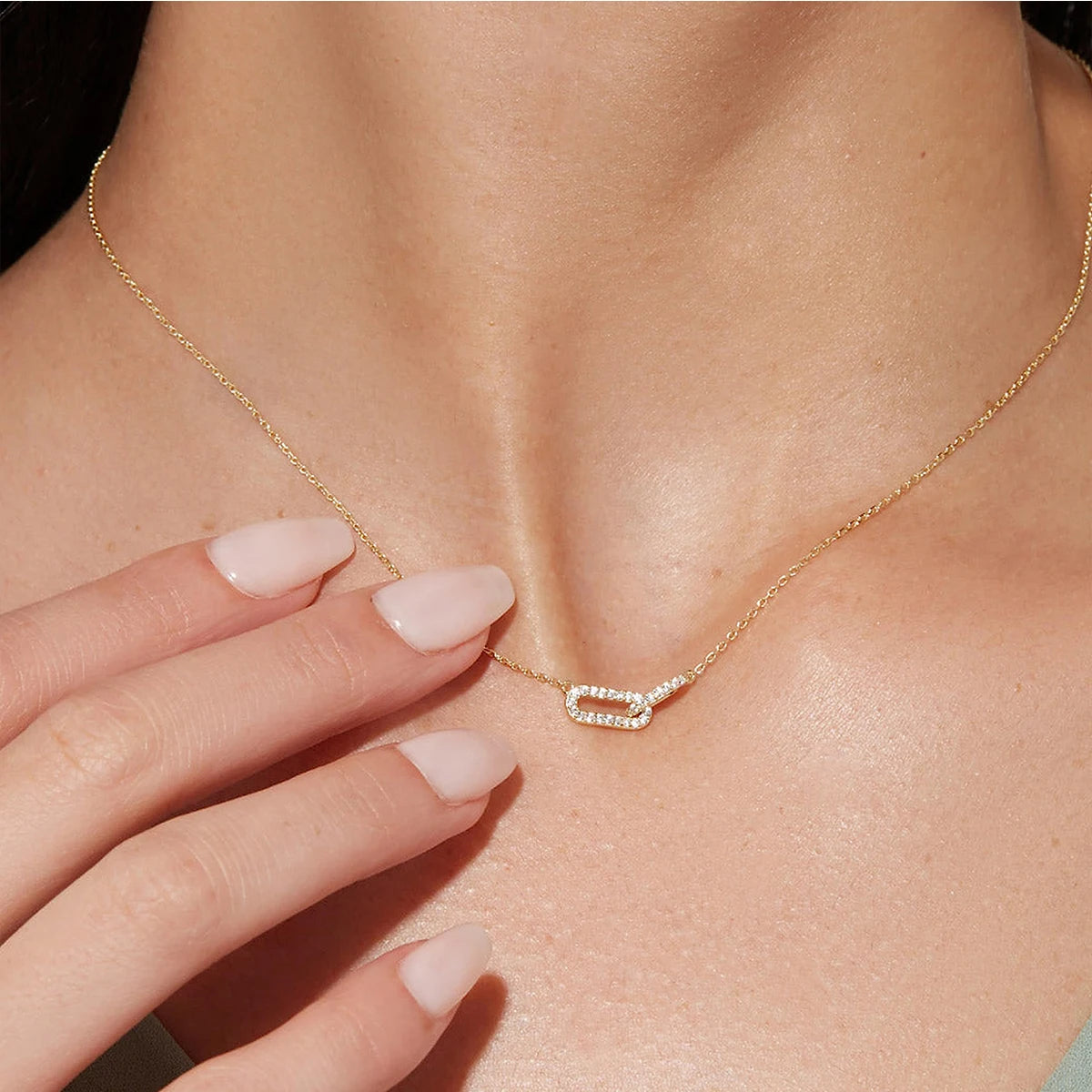 Gold color Shiny Rhinestone Double Circle Pendant Necklace For Women Girl Clavicle Choker Fashion Jewelry Gift Party femme